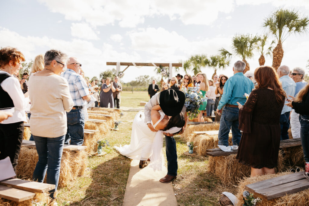 Country Style Florida Wedding