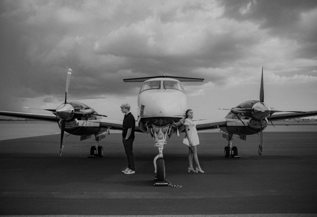 airplane couple photoshoot